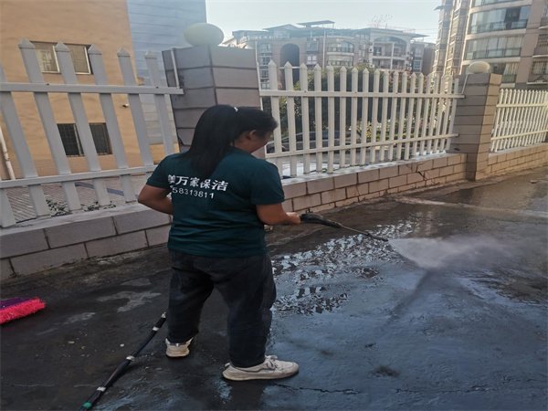 用心服务每一位客户”的服务理念